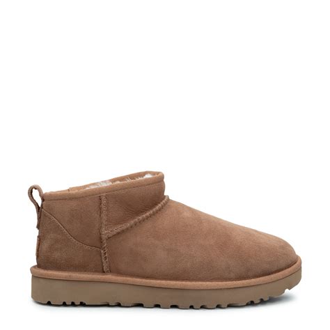 The UGG Women's Classic Ultra Mini Boot are the most recent take on UGG's most iconic silhouette. . Ugg ultra mini boot